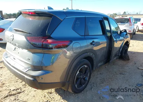 2024 Nissan Rogue Sv Fwd z USA, uszkodzony, nr VIN 5N1BT3BA3RC710430